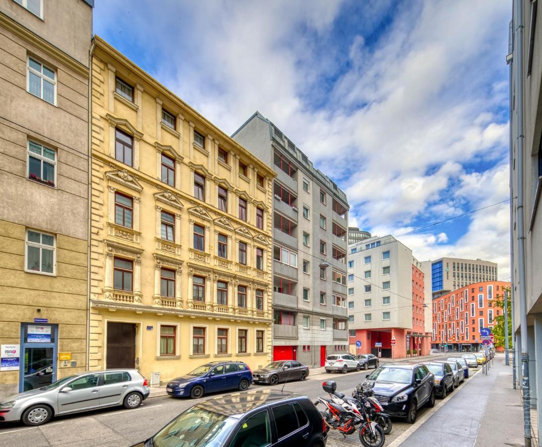 Perfect For Long Term Stay, Two Min To Hauptbahnhof, 18 Viena Exterior foto